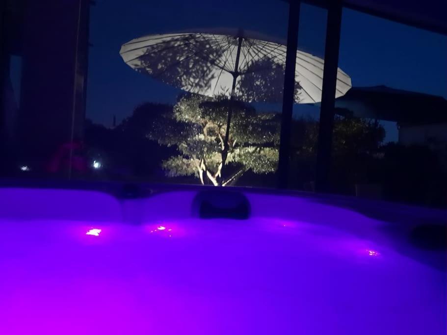 La Bastide En Front D'Etang De Thau Apartment Бузиг Екстериор снимка
